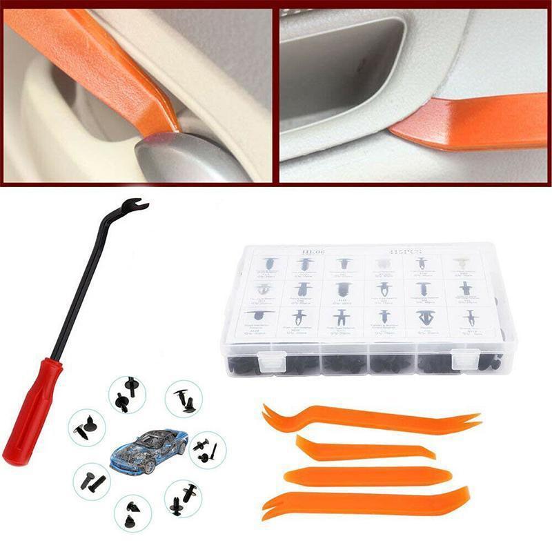 Plastclips för bil